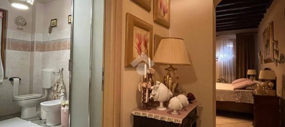 4 Schlafzimmer Haus in Bibbiano, Italy, Nr. 79656 12