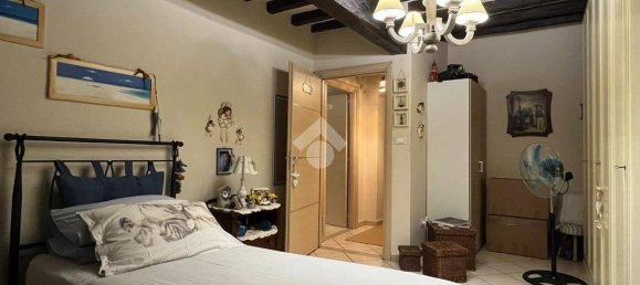 4 Schlafzimmer Haus in Bibbiano, Italy, Nr. 79656 24
