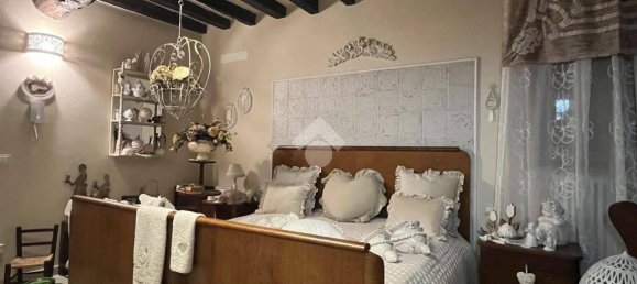 4 Schlafzimmer Haus in Bibbiano, Italy, Nr. 79656 7