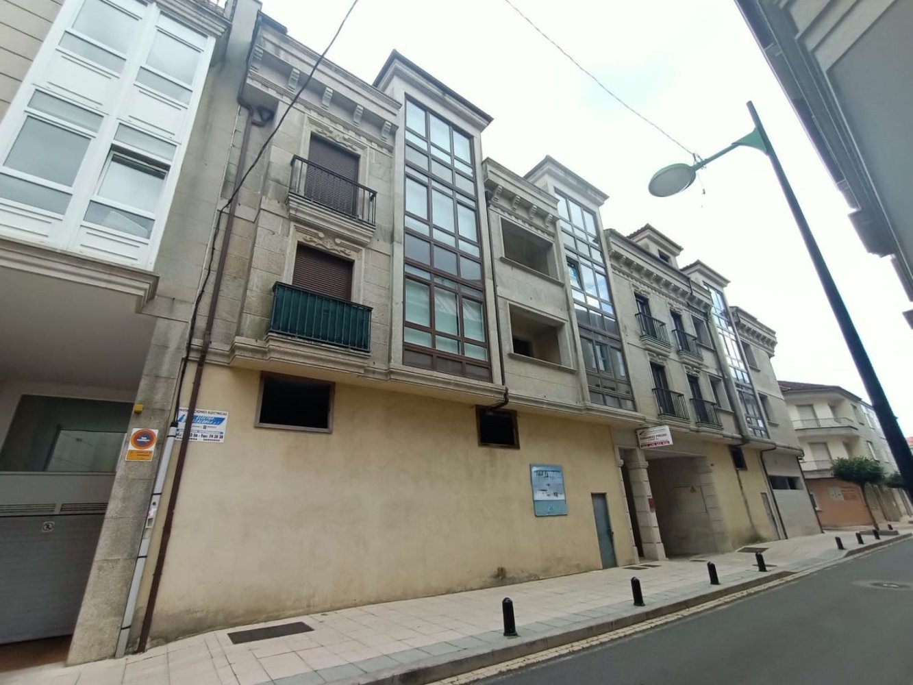  عقار تجاري في Cambados, Spain رقم 143942