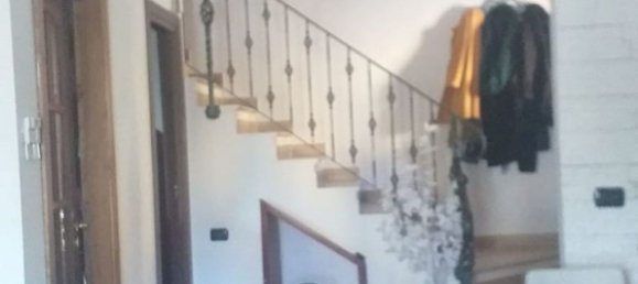 3-Zimmer Haus in Rovito, Italy, Nr. 39460 9