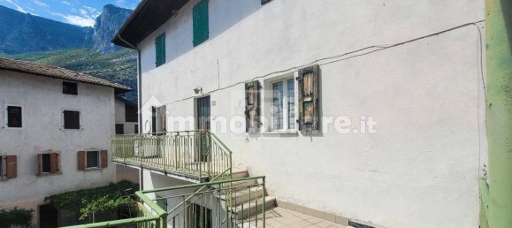 Casa de 4 dormitorios en Dro, Italy No. 287451 3