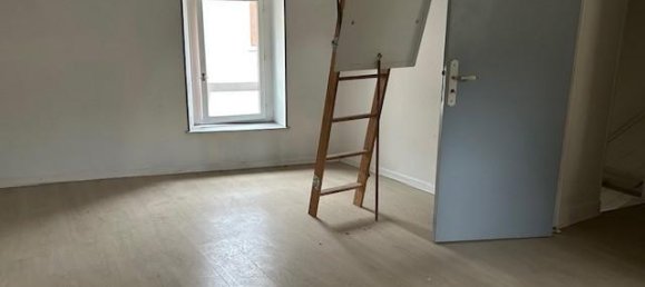 Adosado de 2 dormitorios en Charteves, France No. 53059 5