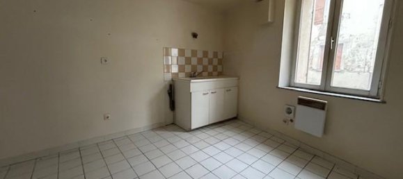 Adosado de 2 dormitorios en Charteves, France No. 53059 12