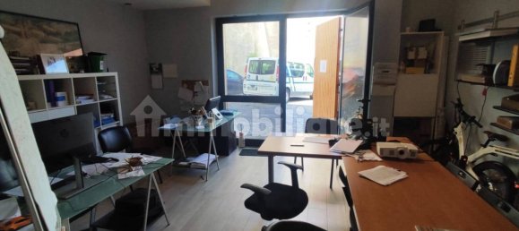 1 room Commercial property in Atripalda, Italy No. 320102 4
