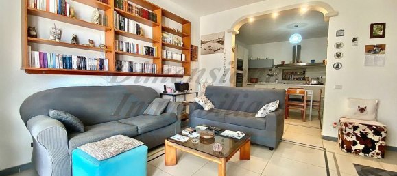 7 rooms House in Cecina, Italy No. 286755 9
