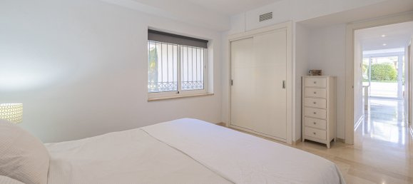 1 bedroom Apartment in Marbella, Spain No. 33452 6