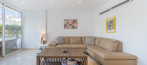 1 bedroom Apartment in Marbella, Spain No. 33452 5