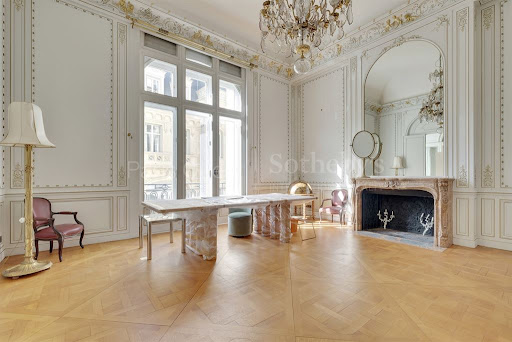4 bedrooms Duplex in Paris, France No. 162446