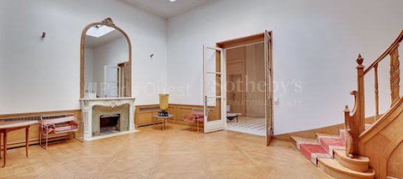 4 bedrooms Duplex in Paris, France No. 162446 8