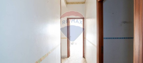 4 bedrooms Apartment in Catania, Italy No. 79694 12