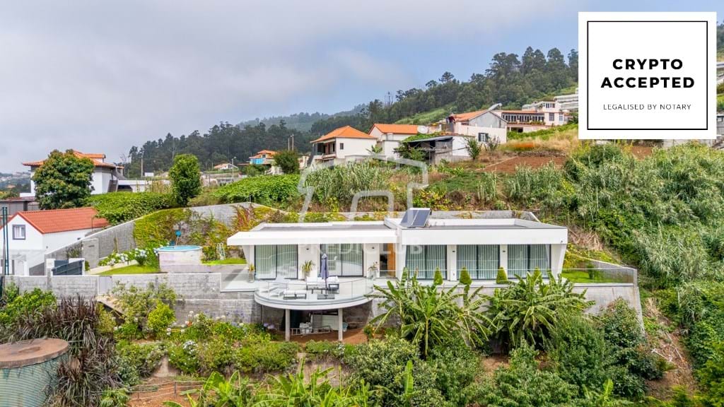 3 bedrooms Villa in Ponta do Sol, Portugal No. 116410