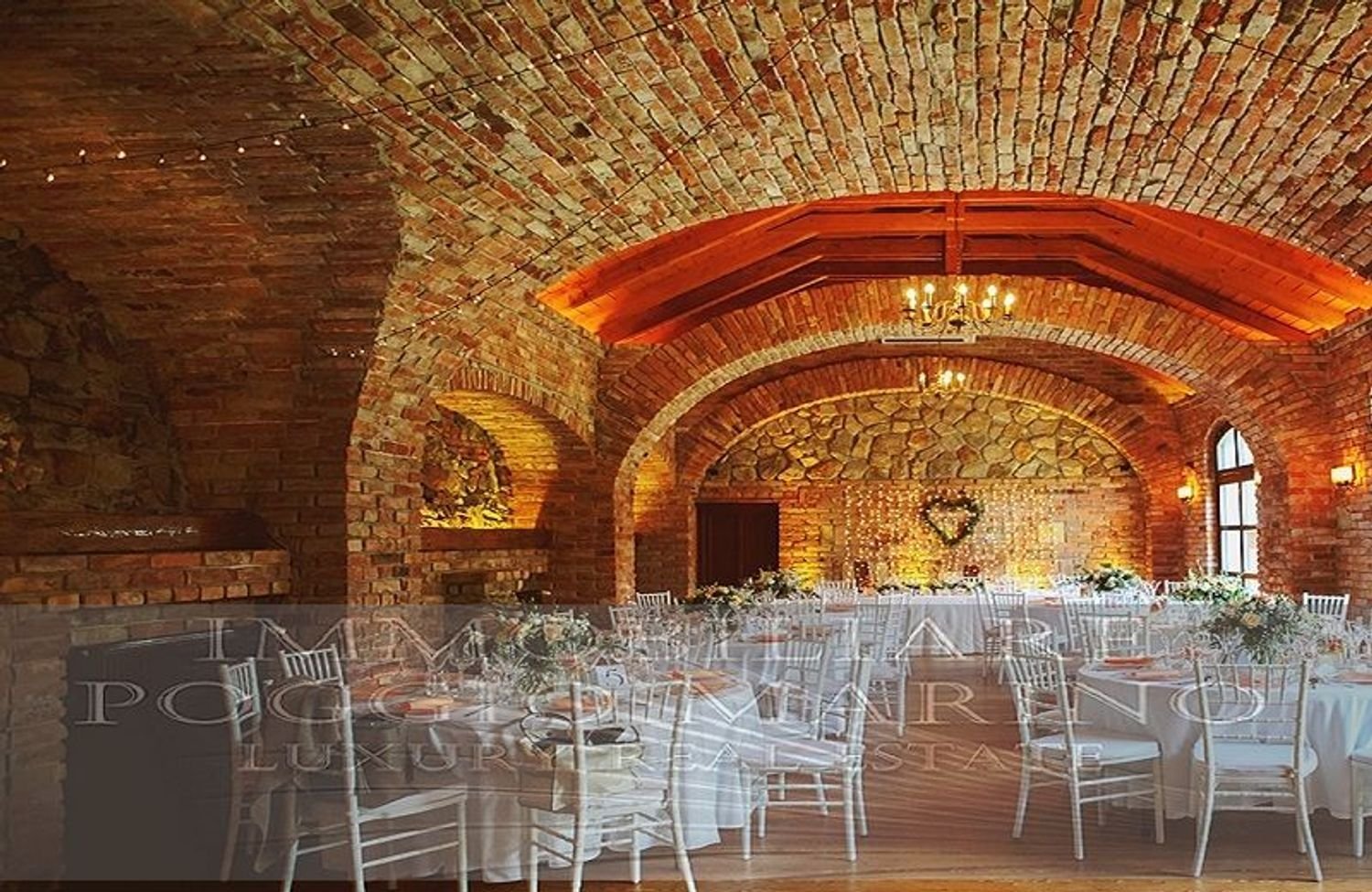 Gewerbliche Immobilie in Massa, Italy 300m², Nr. 91372