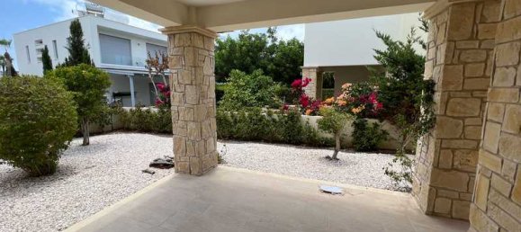 3 bedrooms Villa in Chloraka, Cyprus No. 13288 12