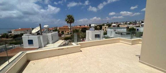 3 bedrooms Villa in Chloraka, Cyprus No. 13288 5