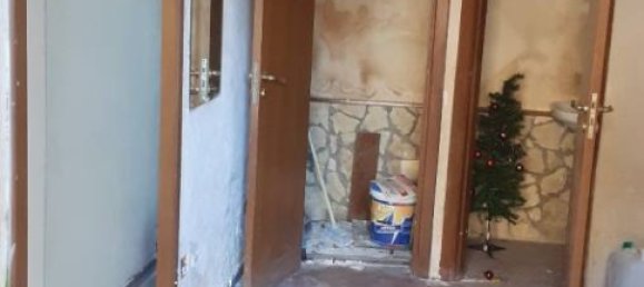 1-salle Propriété commerciale à Caltanissetta, Italy No. 77009 2