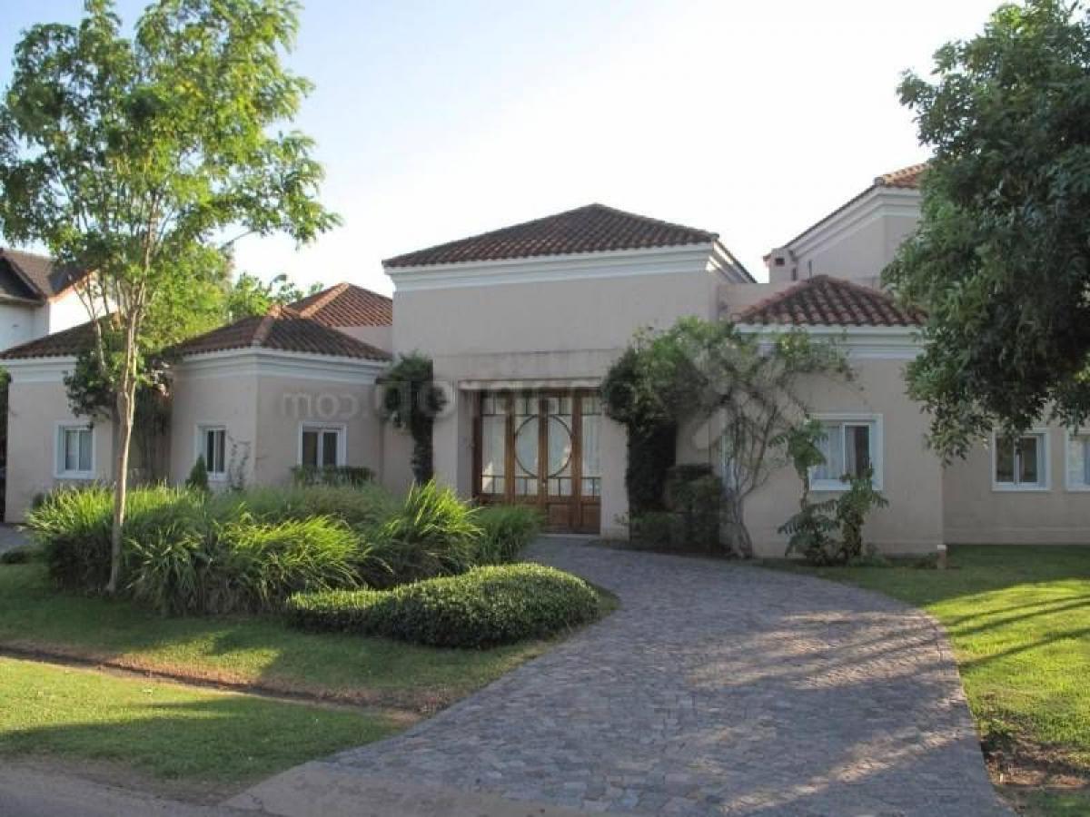 4 bedrooms Apartment in Pilar, Argentina No. 16208