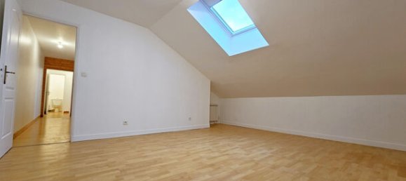 Casa de 3 dormitorios en Pontfaverger-Moronvilliers, France No. 155001 9