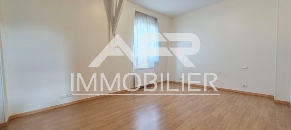 3 bedrooms House in Carrieres-sur-Seine, France No. 129620 10