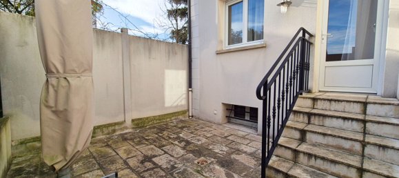 3 bedrooms House in Carrieres-sur-Seine, France No. 129620 4