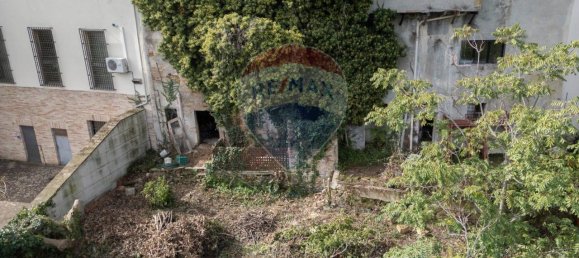 Apartamento de 3 habitaciónes en Monte San Vito, Italy No. 7086 3