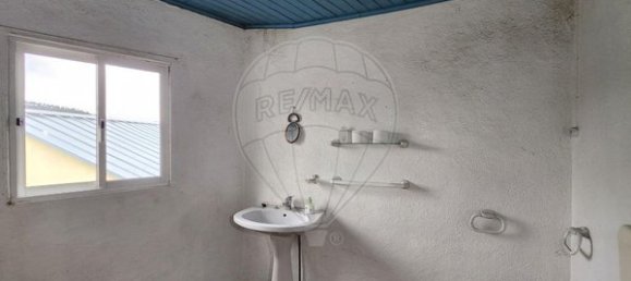 2 bedrooms House in Vouzela, Portugal No. 19512 8