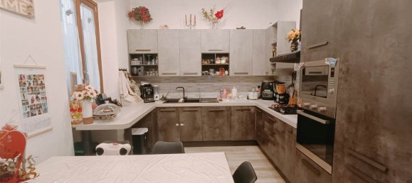 4 bedrooms House in Borgo San Lorenzo, Italy No. 324615 2