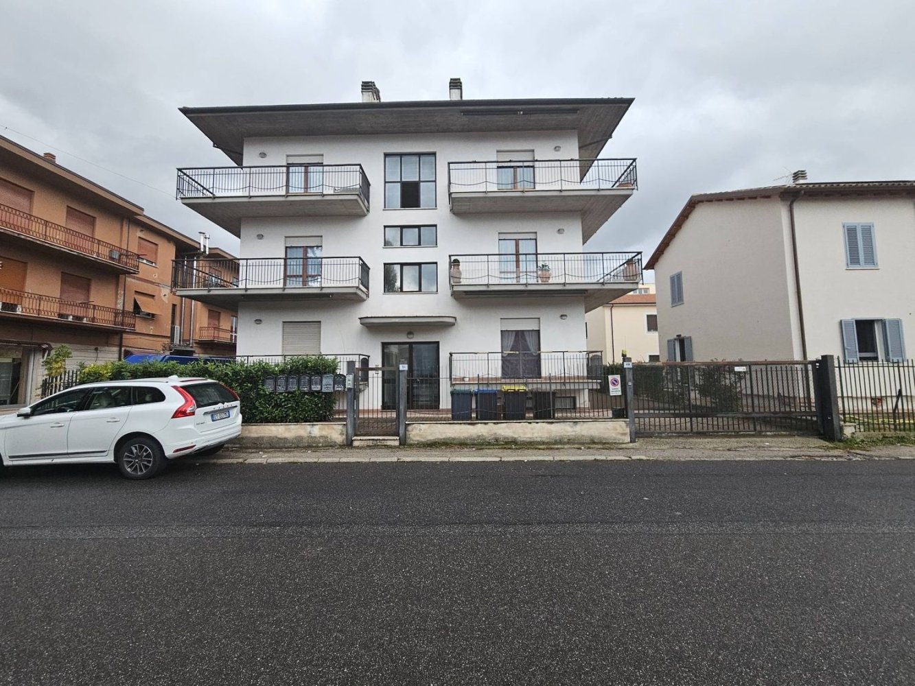 3 bedrooms Apartment in Rieti, Italy No. 357339