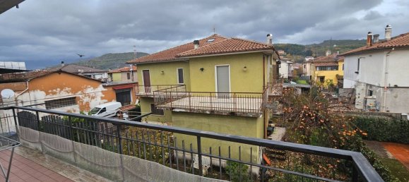 3 bedrooms Apartment in Rieti, Italy No. 357339 9