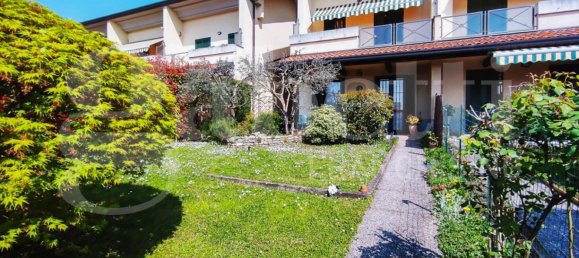 2 bedrooms House in Gerenzano, Italy No. 364176 3