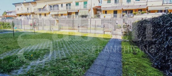 2 bedrooms House in Gerenzano, Italy No. 364176 12