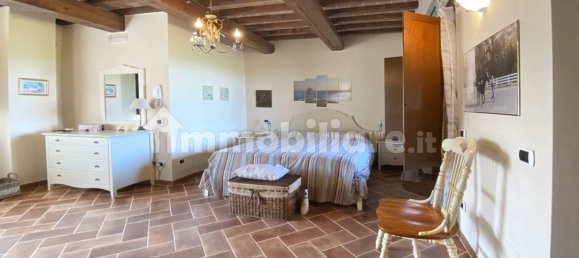 3 Schlafzimmer Wohnung in Castiglione del Lago, Italy, Nr. 178985 21