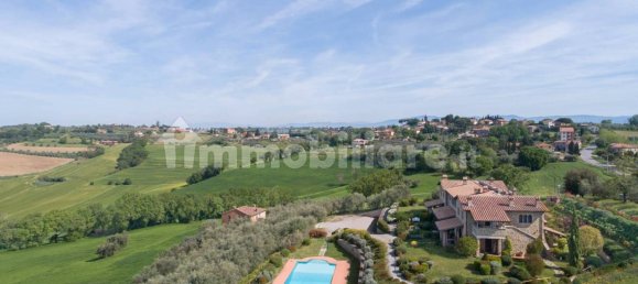 3 Schlafzimmer Wohnung in Castiglione del Lago, Italy, Nr. 178985 4