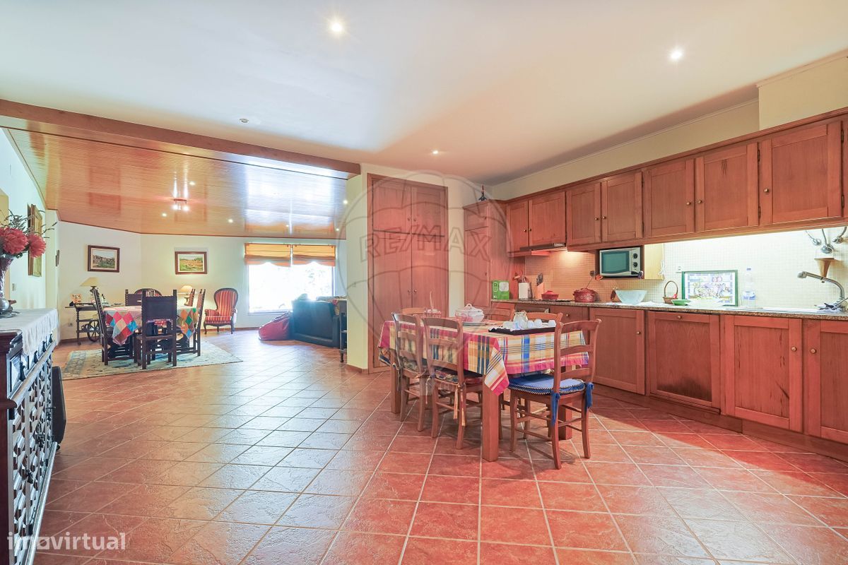 Casa de 4 dormitorios en Vila Flor, Portugal No. 175130