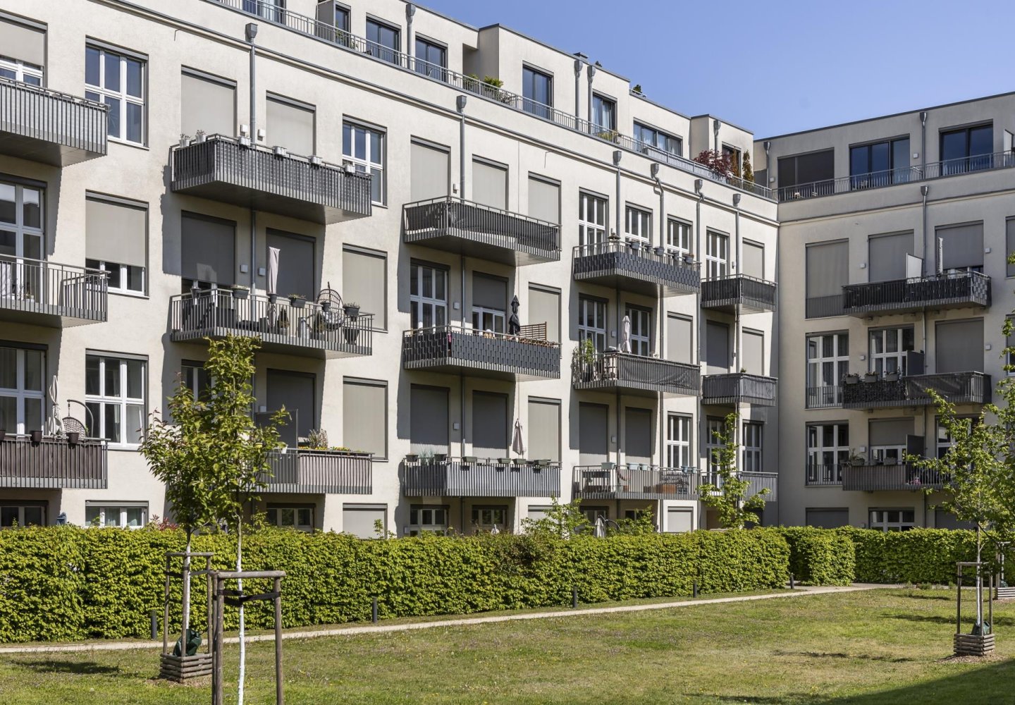 Квартира с 2 комнатами в Лихтерфельде, Германия № 342892