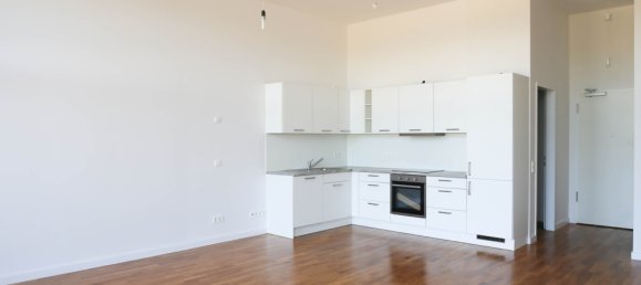 Квартира с 2 комнатами в Лихтерфельде, Германия № 342892 2