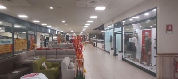 104m² Commercial property in Cropani, Italy No. 374924 8