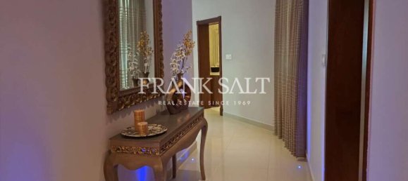 3 Schlafzimmer Wohnung in Mellieha, Malta, Nr. 7987 11