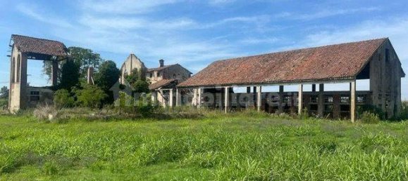 Grundstück in Corte Palasio, Italy 7600m², Nr. 372181 7