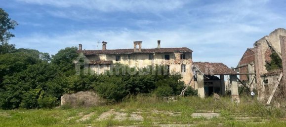 Grundstück in Corte Palasio, Italy 7600m², Nr. 372181 11