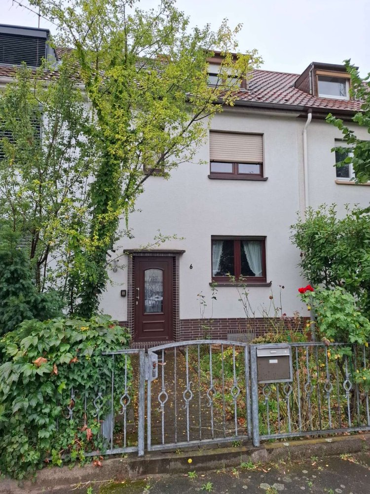 4 bedrooms Townhouse in Mannheim, Germany No. 277384