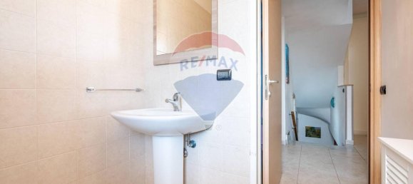 5 rooms House in Capoterra, Italy No. 36734 20