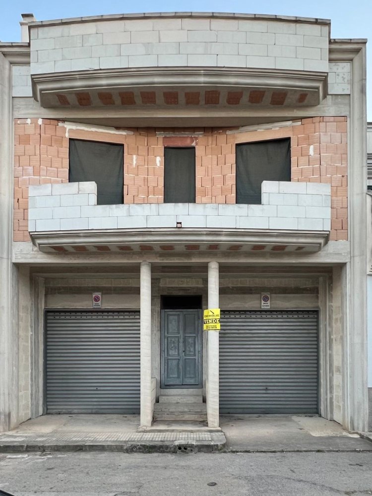 Квартира с 4 комнатами в Ория, Италия № 188186