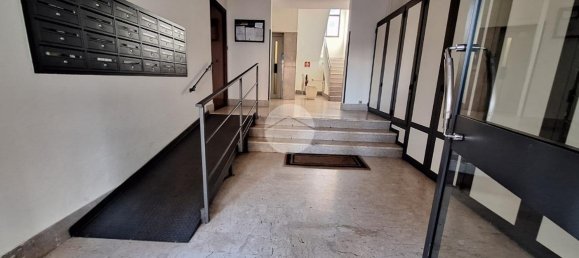 5 rooms Apartment in Palermo, Italy No. 3108 10