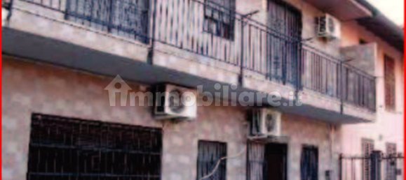 Apartamento de 1 dormitorio en Robecchetto con Induno, Italy No. 360218 2