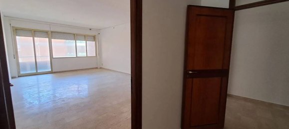 3 Schlafzimmer Wohnung in Augusta, Italy, Nr. 113912 3
