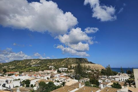 3 bedrooms Apartment in Luz, Portugal No. 284545