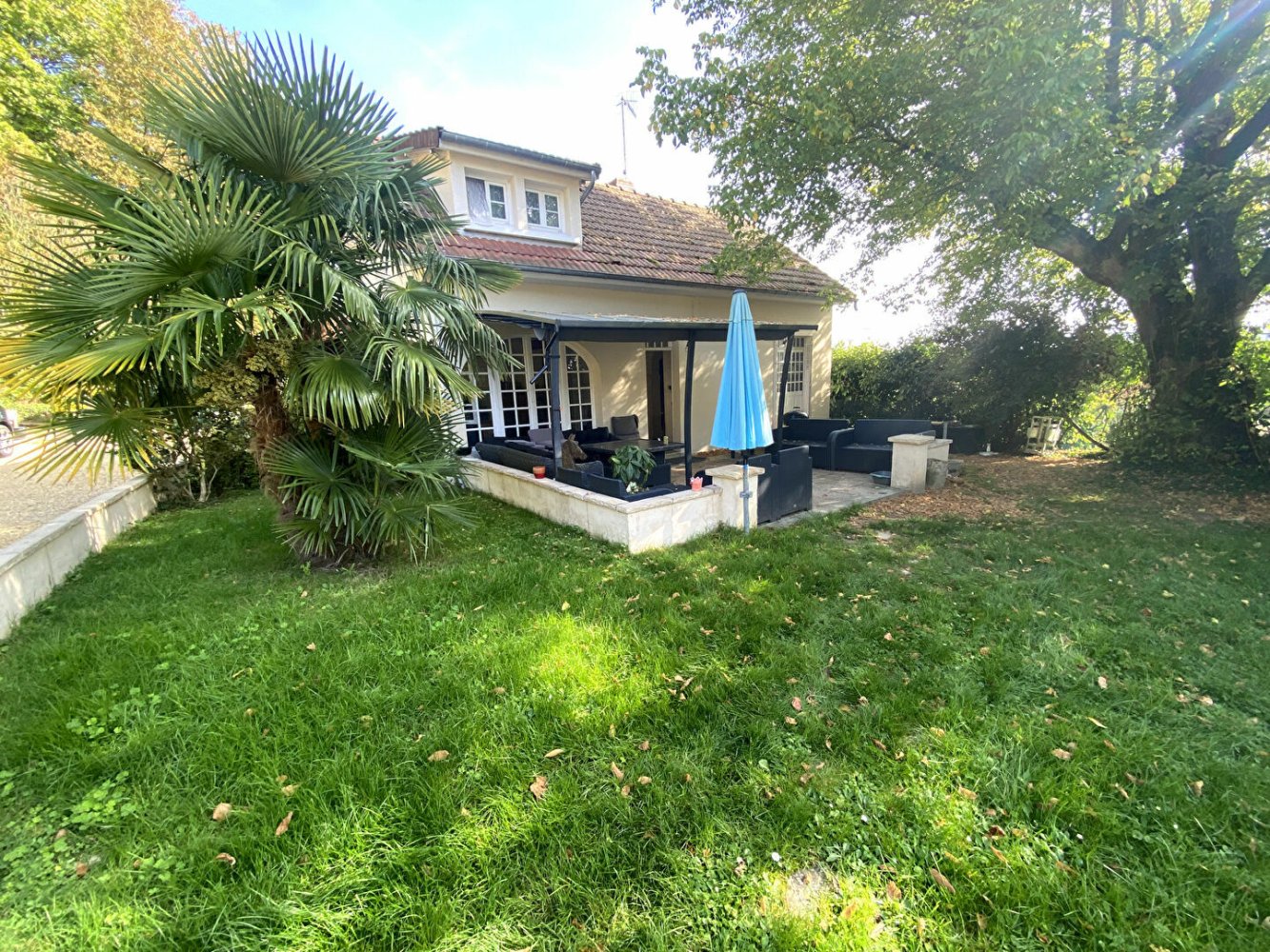 5 chambres Châteaux à Berneuil-sur-Aisne, France No. 156559