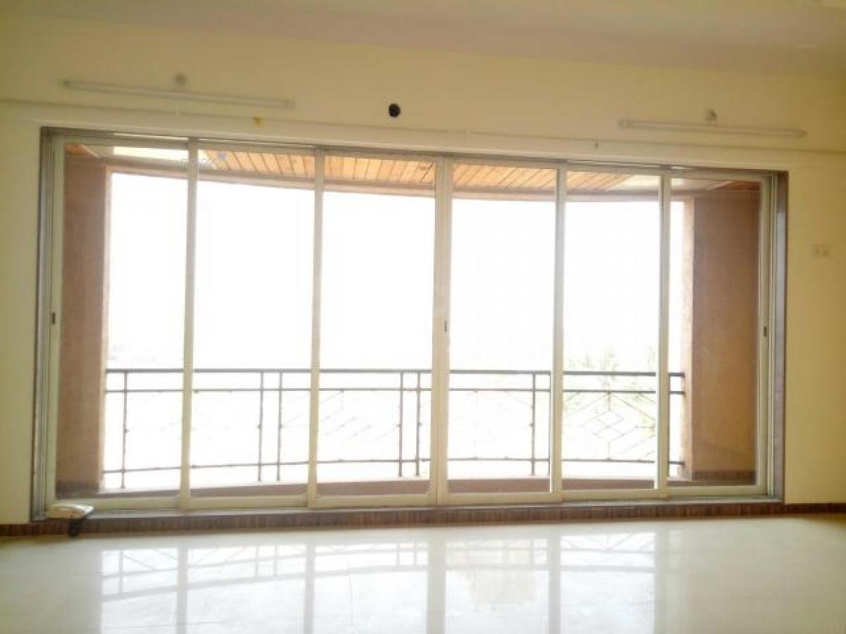 2 bedrooms House in Mumbai, India No. 9116