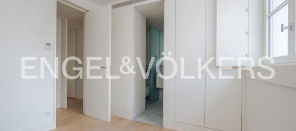 2 bedrooms Apartment in Lisbon, Portugal No. 12741 12